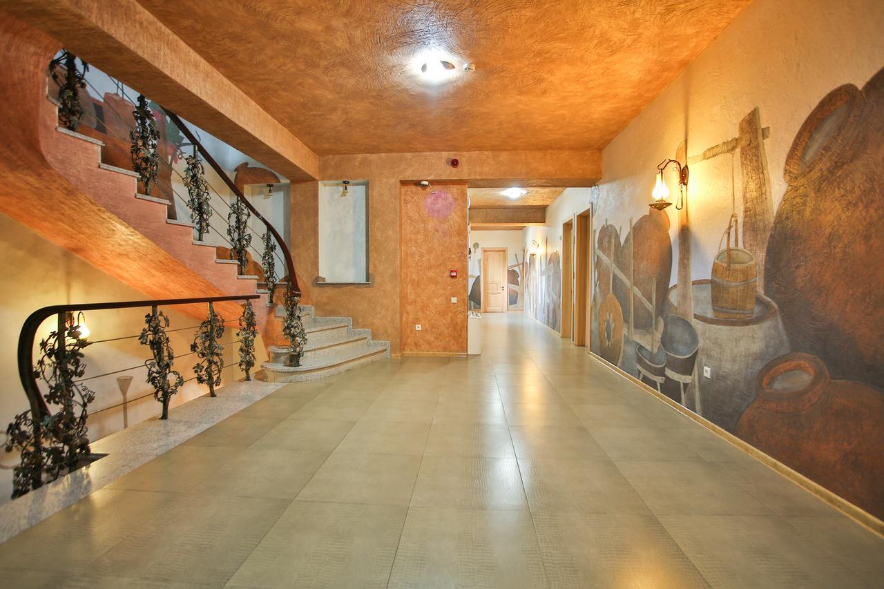 Hotel Wine Palace Tbilisi ภายนอก รูปภาพ