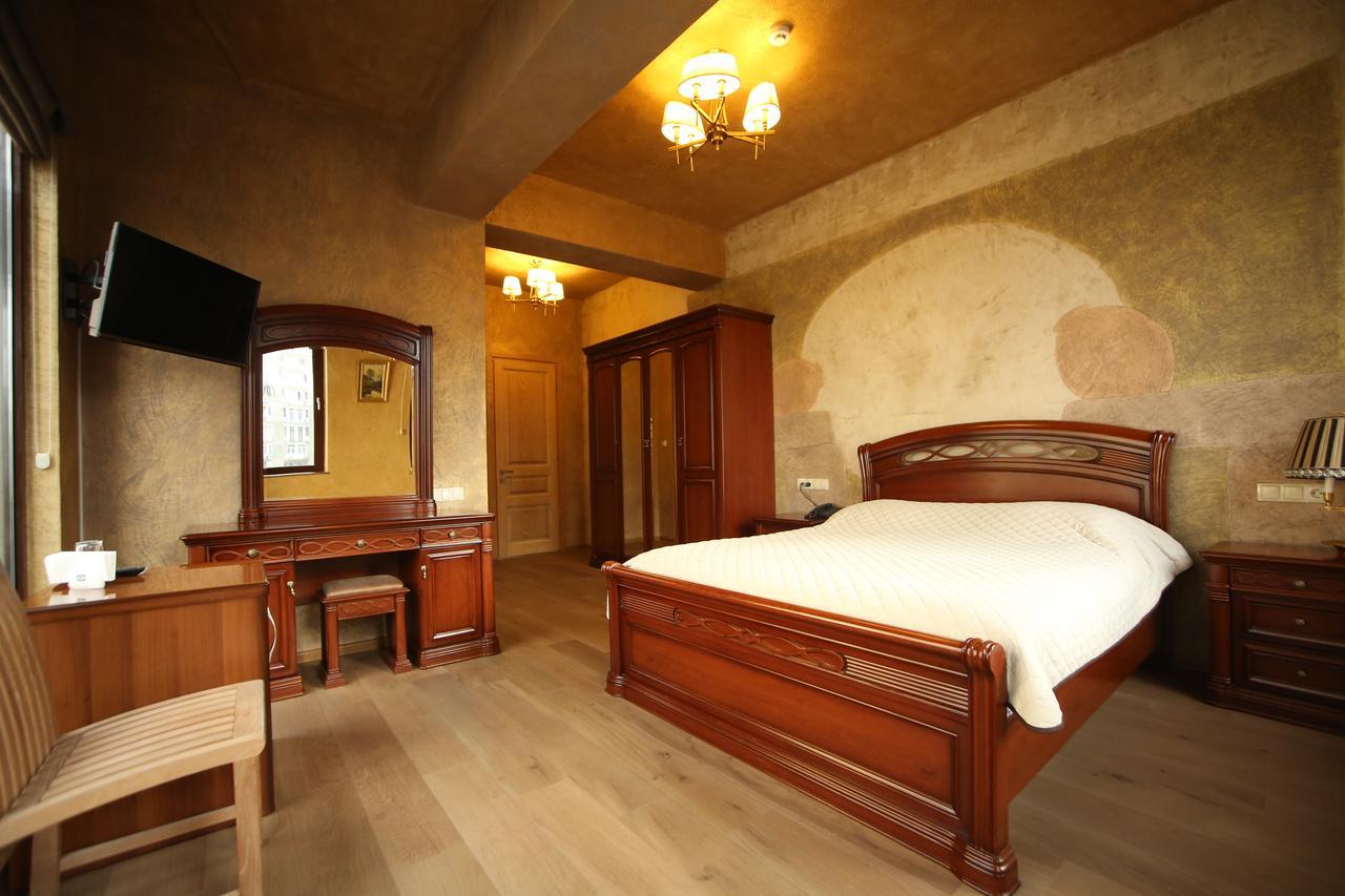 Hotel Wine Palace Tbilisi ภายนอก รูปภาพ
