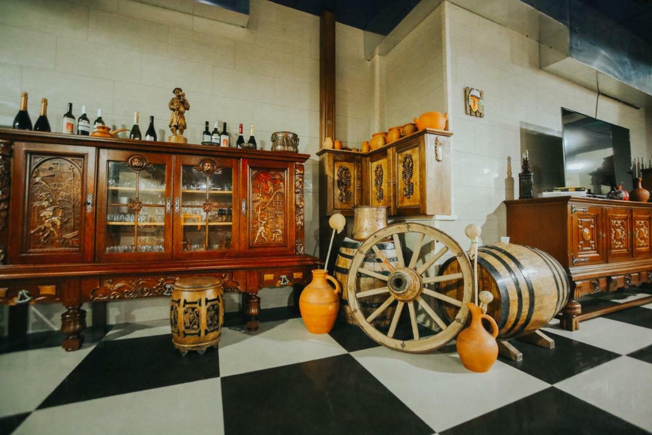 Hotel Wine Palace Tbilisi ภายนอก รูปภาพ