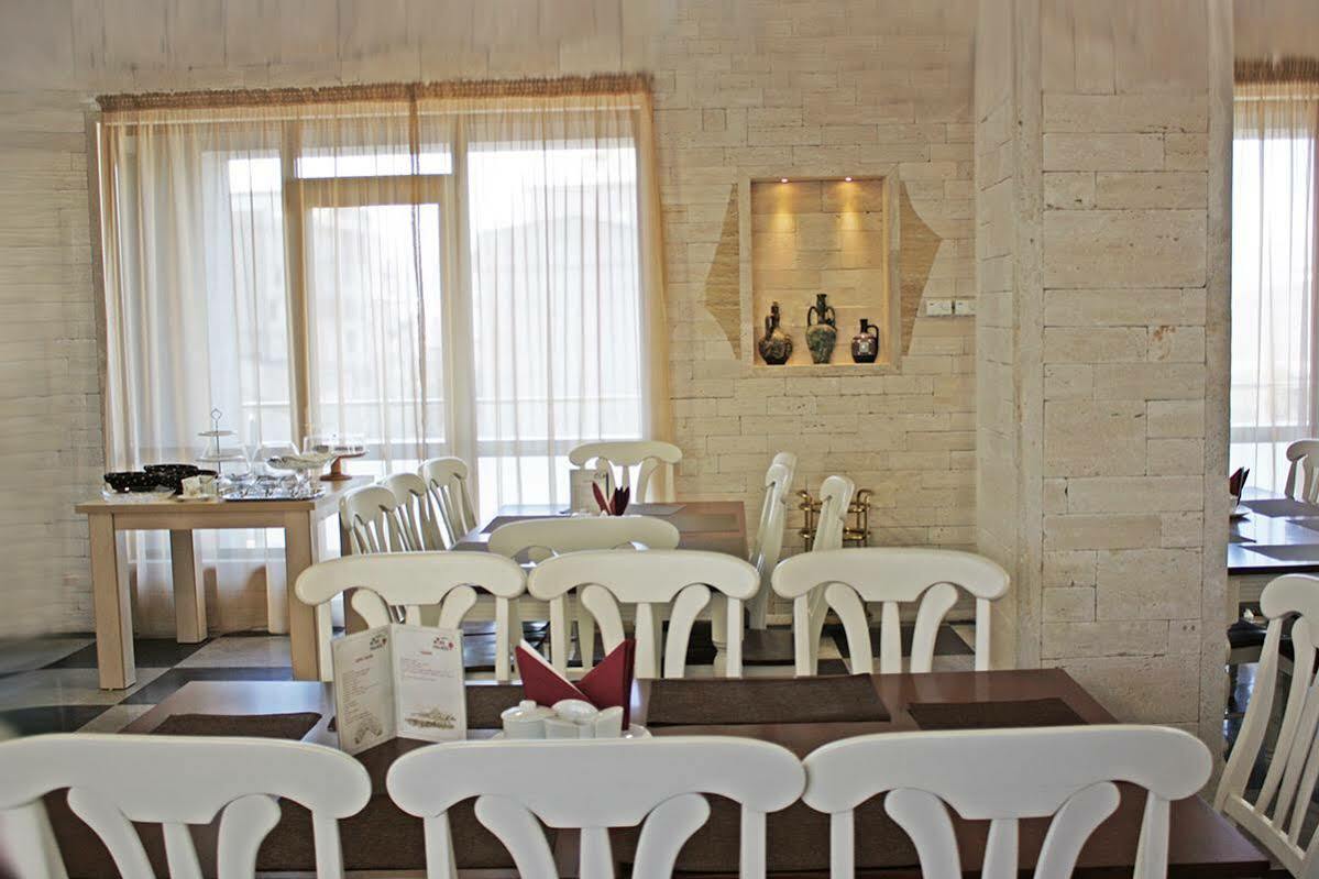 Hotel Wine Palace Tbilisi ภายนอก รูปภาพ